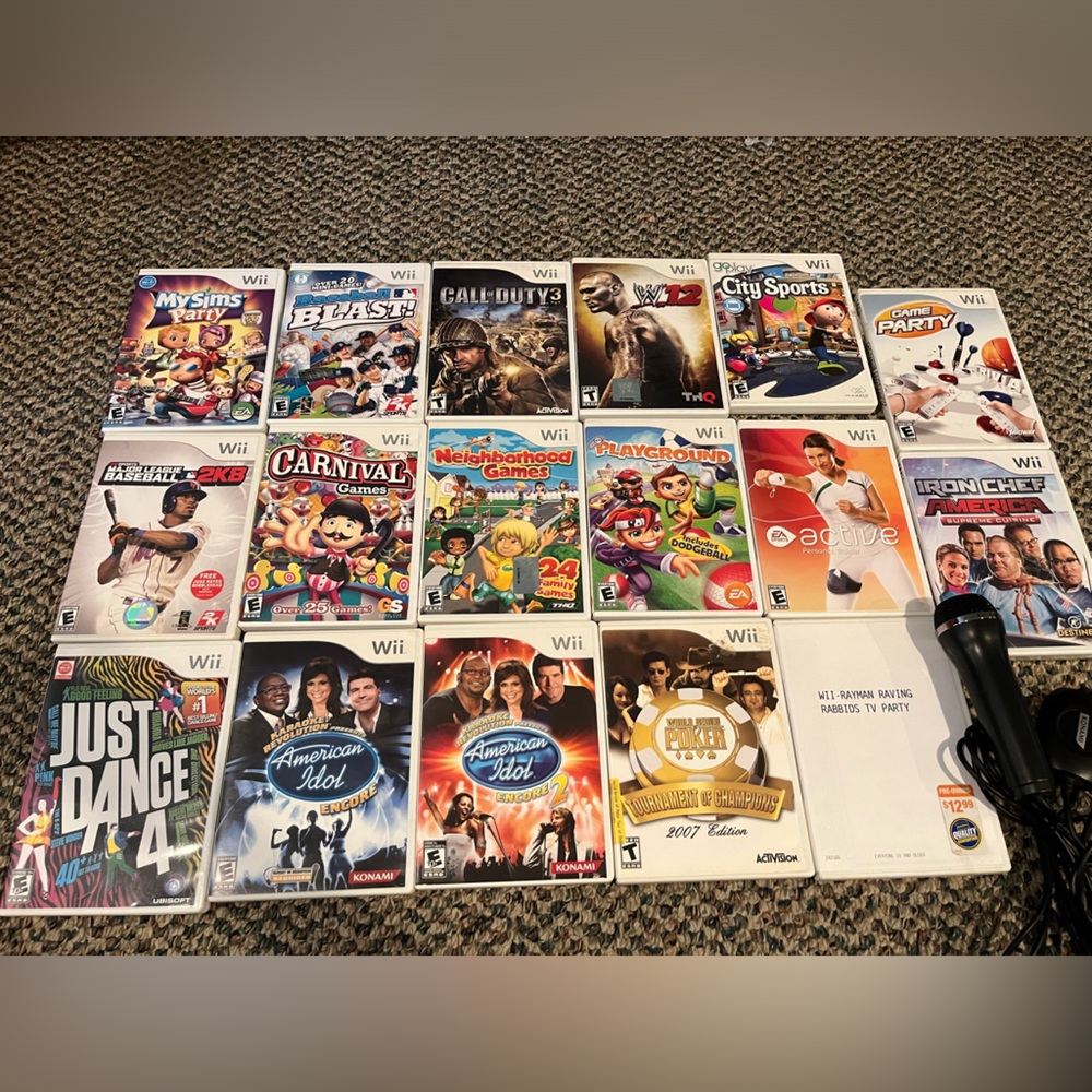Lot of 17 Wii games- american idol, call of duty, WSOP, just dance 4, etc..